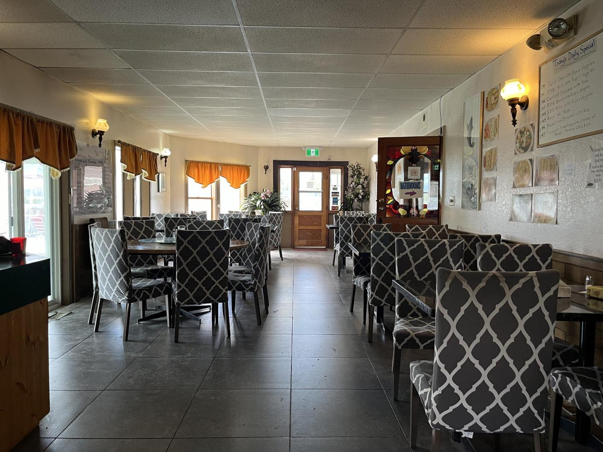 Kluane Park Inn Haines Junction Buitenkant foto