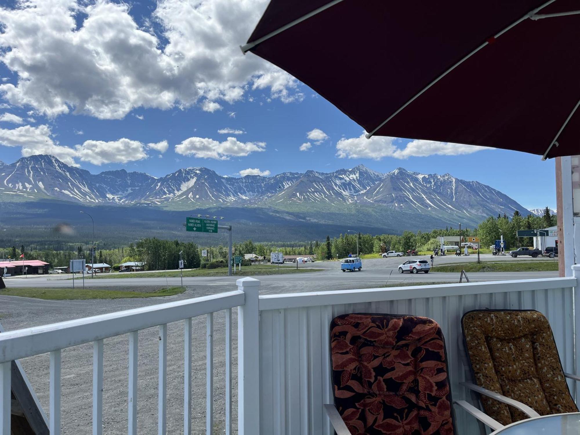 Kluane Park Inn Haines Junction Buitenkant foto